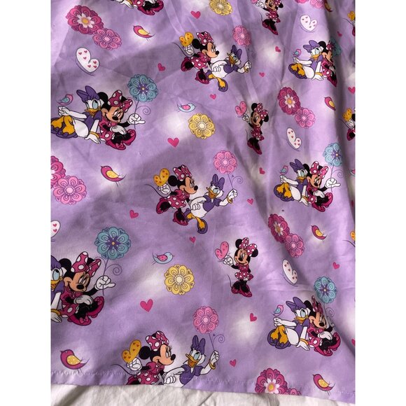 Disney Minnie & Daisy Purple Crib Sheet With Floral & Heart Pattern - Picture 7 of 12